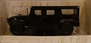 Maisto Black Hummer Station Wagon Maßstab 1:27 Diecast Replica - Neu in OVP - Bild 1 von 11
