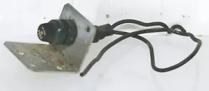 Screw-Cap Panel-Mount Fuse Holder w/ Bracket & Fuse 9125 - Picture 1 of 5