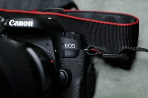 Canon Fotoausrüstung kmpl. mit vielen Objektiven und Zubehörpaket - Bild 1 von 16