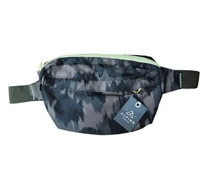 ALPINE Women's Hip Sack Waist Pack Crossbody Bag Travel Sport - Camo - NWT - Picture 1 of 5