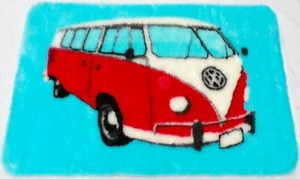 Alfombra de tela de piel sintética suave Funky Funky - CAMPERVAN ROSA - Imagen 1 de 1