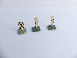 431 / 432 / 7033 HO MARKLIN METAL SIGNALISATION 3 SIGNAUX - Foto 1 di 3