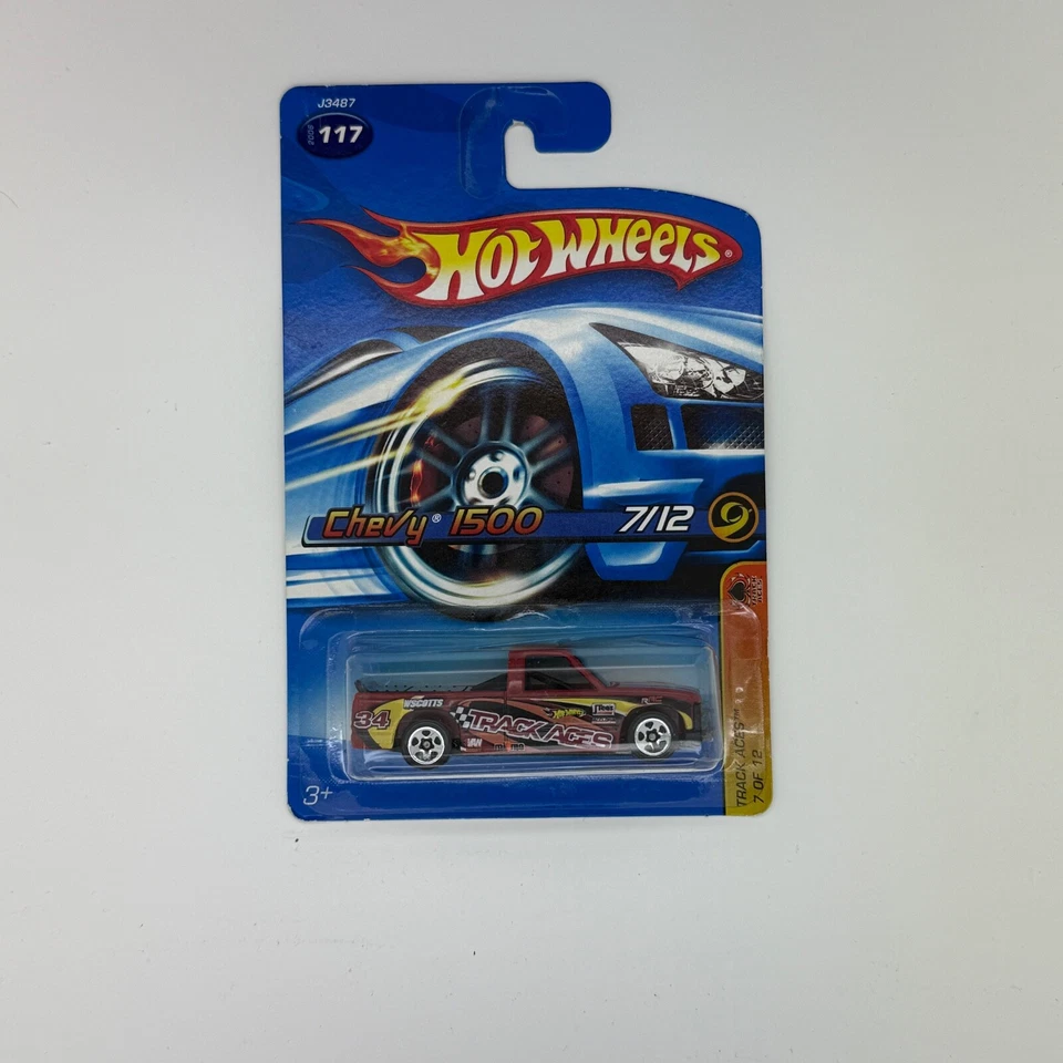 Chevy 1500 Track Aces 2007 Hot Wheels rojo - 1:64 #117/250 Foto 1 de 1