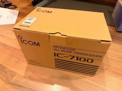 Icom IC-7100 Radioaficionado Transceptor Multibanda, Todo Modo con Pantalla Táctil y DSTAR Foto 1 de 4