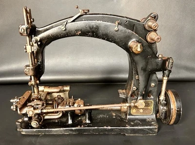Vtg Union Special Double Locked Stitch 7500 Industrial Sewing Machine For-Parts - Image 1 of 4