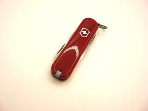 New Victorinox Classic SD Swiss Army Knife - Red - Bild 1 von 4