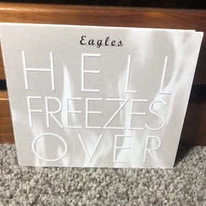 EAGLES - HELL FREEZES OVER NEW CD - Foto 1 di 5