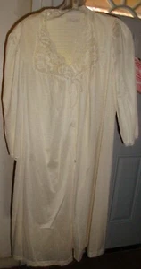 Vtg JC Penney 'Collectibles' Nylon Lace Gown & Robe Negligee Peignoir in Ivory M - Picture 1 of 4