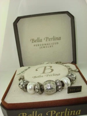 LOVELY BELLA PERLINA 欧洲 LAUGH LOVE DREAM SRYSTAL 珍珠手链! 全新 O.B! — 第 1/4 张图片