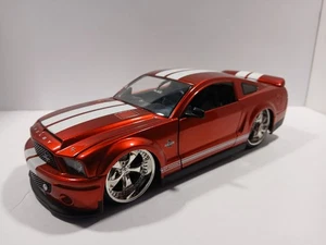 JADA BIGTIME MUSCLE  1:24 SCALE 2008 FORD MUSTANG SHELBY GT 500KR - Picture 1 of 5