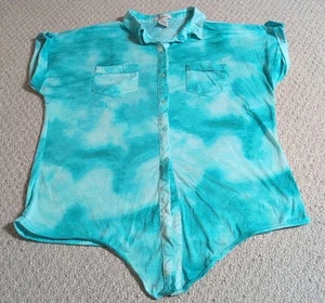 Love Potion Womens Medium Multi-Color 100% Polyester Short Sleeve Shirt 24 - Picture 1 of 4