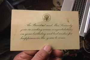Original Präsident John F Kennedy Geburtstagswunschkarte  - Bild 1 von 6