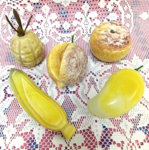 5 Pc VTG Hand Carved ALABASTER STONE FRUIT Banana PINEAPPLE Apple - Picture 1 of 7