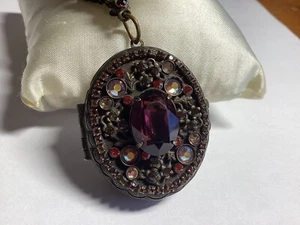 Sorrelli Antiqued Brass Locket Necklace AB 2 Large Purple Rhinestones Vtg FS - Picture 1 of 8