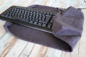 Tastaturhülle, Tastatur Tasche - Universeller Tastaturschutz mit Kordel - Bild 1 von 10