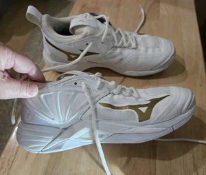 Mizuno Damen Wave Dimension Volleyballschuh Damen 8 Herren 6 weiß gold - Bild 1 von 7