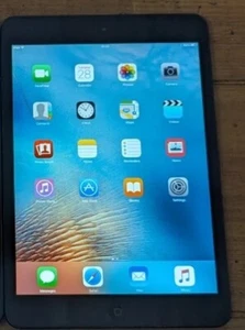 Apple iPad Mini MD528B/A 16GB Tablet - Picture 1 of 2