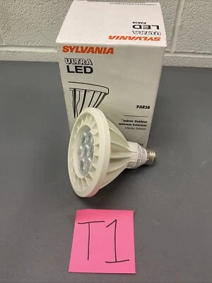 SYLVANIA ULTRA LED Indoor Outdoor Bulb LED15PAR38/830/WSP12/SG2 - ECS - Image 1 of 4