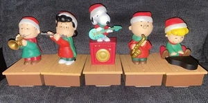 Hallmark Peanuts Wireless Christmas Band Complete Set 5 Figurines Music Motion - Picture 1 of 8