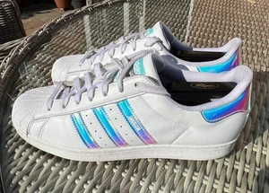 ADIDAS SUPERSTAR SNEAKER GX3386 WHITE/IRIDESCENT/PINK/PURPLE UK 9 EU 43 US 9,5 - Bild 1 von 23