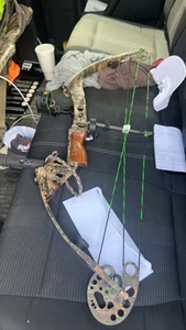 PARKER ULTRA-LITE 31 COMPOUND BOW 27” RH 40-60# CAMO ARCHERY CAM HUNTING 35.5” V - Picture 1 of 1