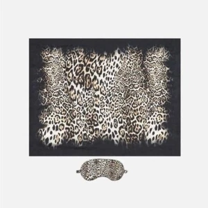 Camilla Eye Mask and Pillow Case Set in Cool For Cats - Picture 1 of 9