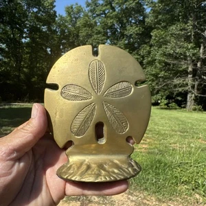 Vintage Solid Brass Sand Dollar Bookend Sea Shell Beach Design 5x4 Only One - Picture 1 of 6