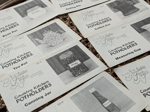 Annie's Attic COUNTRY KITCHEN POTHOLDERS: Set of 8 Vintage Sewing Patterns, EVC - Picture 1 of 11