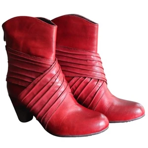 Merci L'artiste Spring Step Red Boots Red Leather 36 5.5/6 Ankle Round Toe - Picture 1 of 8