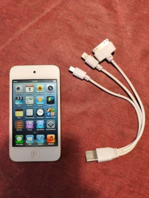 Apple iPod touch bianco argento 16Gb - Immagine 1 di 2