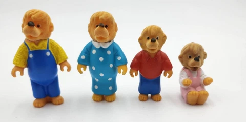 Vintage 1986 Bernstein Bear Family Toy Figures Accessories McDonalds 4 piece lot Cover
