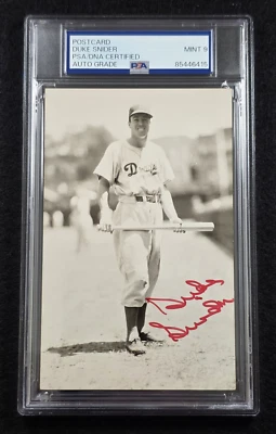 DUKE SNIDER Signed Real Photo Postcard-HOF-BROOKLYN DODGERS-PSA 9 Auto - Image 1 of 4