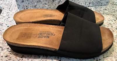 Naot slides black size 40/9 WOMENS shoes easy slip on - Image 1 of 4