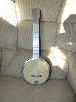 VINTAGE Dixie 4 String Banjolele Banjo Ukelele Musical Instrument Aluminum Metal - Image 1 of 4