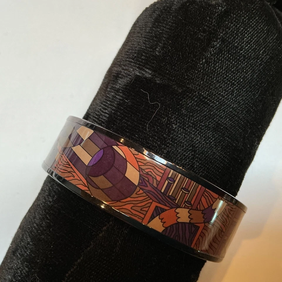 Brazalete ancho HERMES esmalte PM 65 borde PVD negro, púrpura, negro, blanco Foto 1 de 4