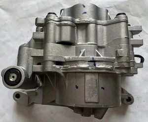 LAND ROVER DISCOVERY SPORT 204DTA AJ200D 204DTD 2.0 DIESEL OIL PUMP BRANDED - Picture 1 of 1