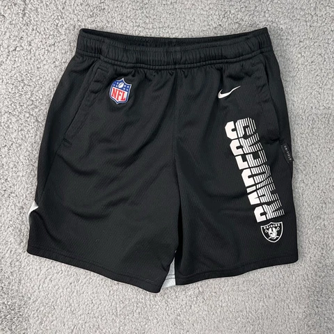 Las Vegas Oakland Raiders NFL On Field Shorts Mens Small Black Dri-Fit Logo Cover