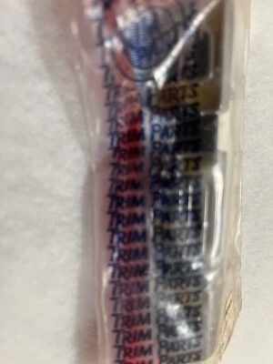 Nuevo emblema de rejilla 350 piezas de moldura para GMC SPRINT 350 1971-1972. Piezas de moldura 9810 Foto 1 de 2