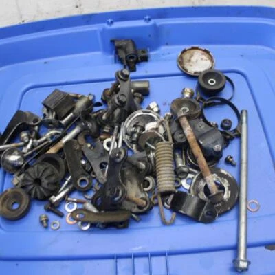 Yamaha XS1100S 1979 pernos de montaje sobrantes especiales tornillos de hardware BB510 Foto 1 de 4