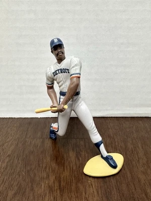 Vintage 1991 Starting Lineup Cecil Fielder Detroit Tigers Kenner Action Figure  - Image 1 of 4