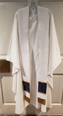 PRIEST CLERGY VESTMENT CHASUBLE & STOLE CUSTOM MADE BLUE PAISLEY & GOLD FRINGE - Image 1 of 4