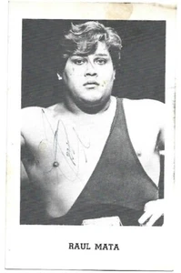 WRESTLING GREAT RAUL MATA SIGNED 1970 BOYD PIERCE PHOTO CARD MEXICAN CHAMPION - Picture 1 of 1