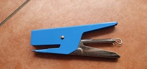 Spillatrice Pinzatrice Cucitrice Carta - Blu, Professionale e Leggera π - Foto 1 di 5