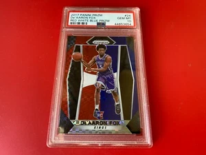 Novato De' Aaron Fox 2017 Panini Prizm rojo blanco azul PSA 10 gemas como nuevo - Imagen 1 de 4