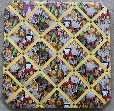 BN - ZOO ANIMALS Retro Print Fabric Notice Message Board - 24”(60cm) x 24”(60cm) - Image 1 of 4
