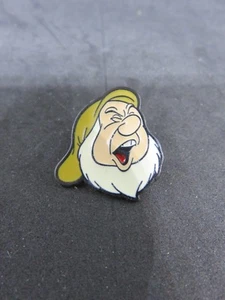 PIN'S PINS Blanche Neige Pin's, Grincheux, Disney + attache - Imagen 1 de 1