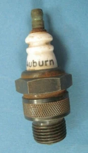 Collector spark plug Auburn 18 H-COM new old stock - Picture 1 of 3