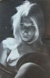 LIVE MODEL GIRLIE MATCHBOOK COVER: 1995 ELIZABETH NEW JERSEY (HILTON HOTEL) -E12 - Picture 1 of 2