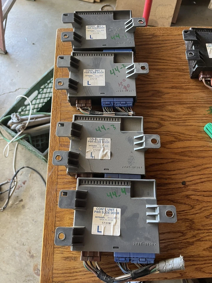 2005-2007 Honda Odyssey LEFT Power Sliding Door Control Module Unit RK00-406 - Imagen 1 de 1