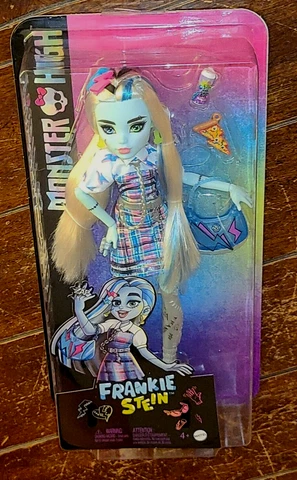 Monster High - FRANKIE STEIN 11" Doll with Accessories (2022, Mattel) Cover